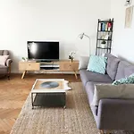 Aleja Niepodleglosci 245- 2Br By Homeprime