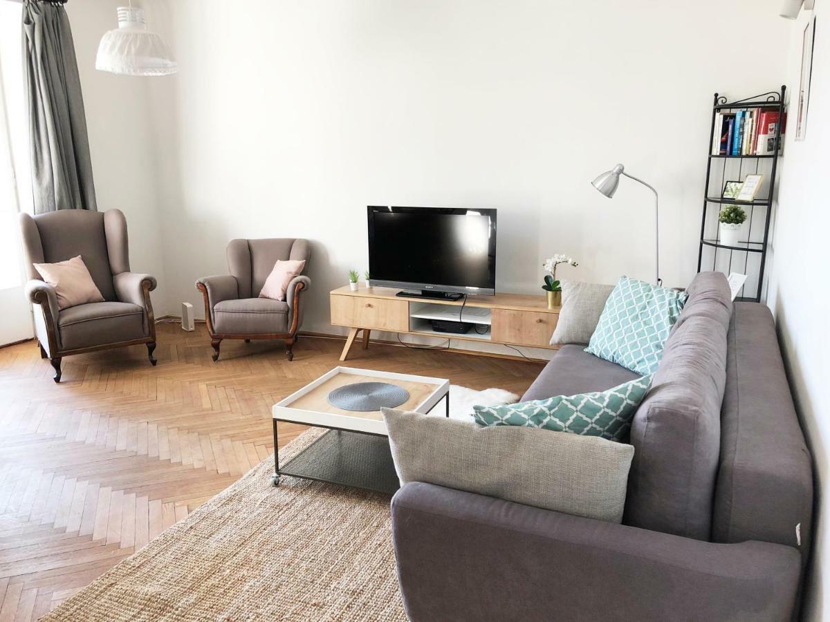 Aleja Niepodleglosci 245- 2br By Homeprime *