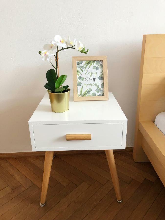 Apartment Aleja Niepodleglosci 245- 2br By Homeprime *